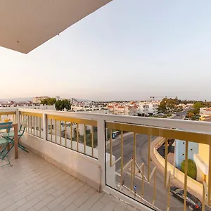 B57 - Marachique 2 Bed Flat Apartamento